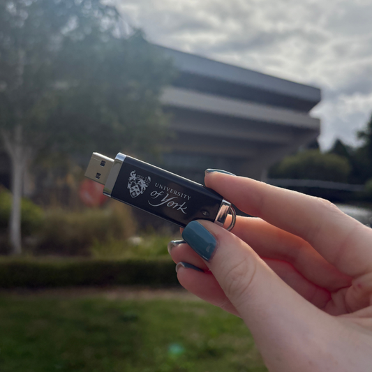 16GB USB